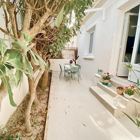 Vakantiehuis Maison 2 A La Avec Jardin *