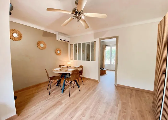 Maison 2 A La Avec Jardin Semesterbostad